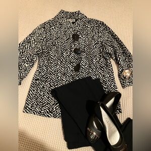 JM Collections Black & White Knit Jacket, PM
